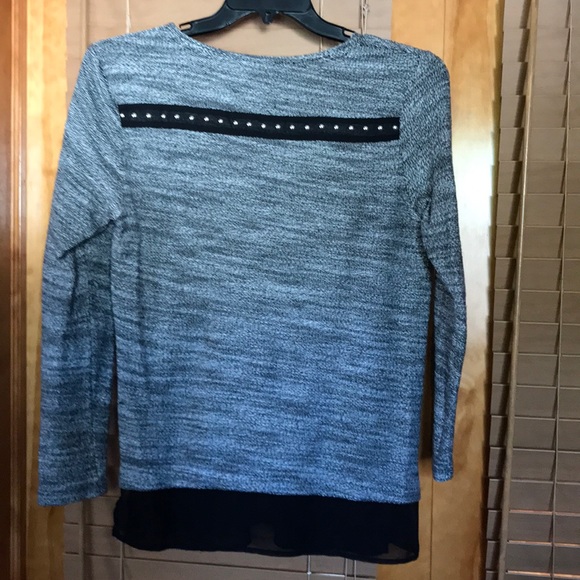 🟦🟦Style & Co Top🟦🟦 - Picture 2 of 5